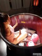 你怎么看女明星的公交车剧？展览结束后的框架