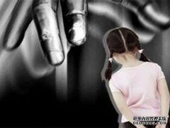 我为我的男朋友付了10年钱，但是因为新的爱情月