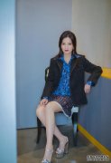 赵薇这个仙女有什么价值？白色印花半身裙也带