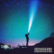 如果您的心是清白的，那么大海是干净的。