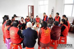 商丘FCC汽车俱乐部冬季热爱行动慰安老人和贫困
