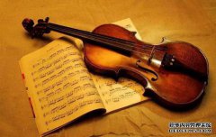 小提琴弦总是松动的，但是仅通过调整音调，它